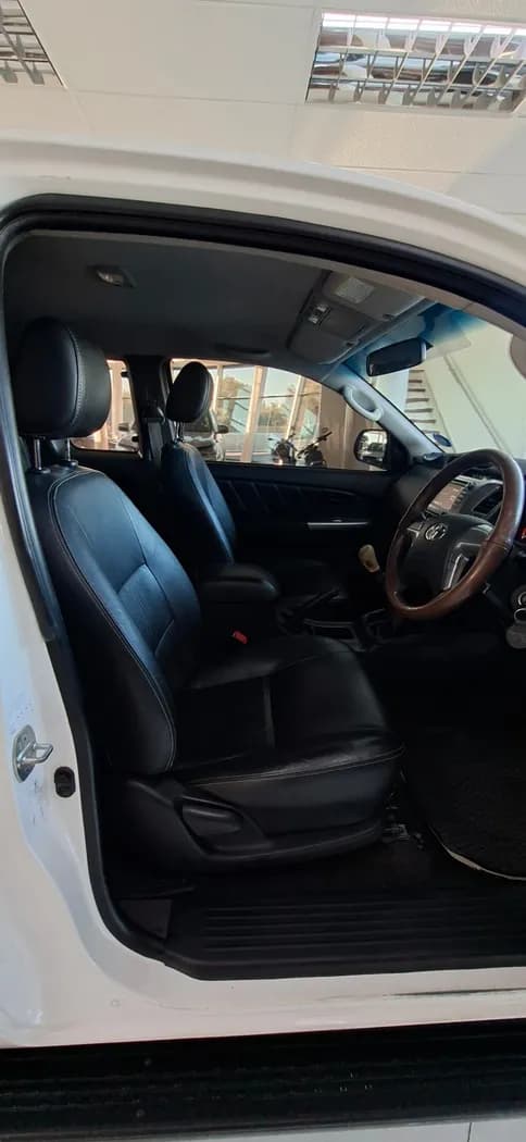 2015 Toyota Hilux  Legend 45 3.0 d4d E Cab 4x4