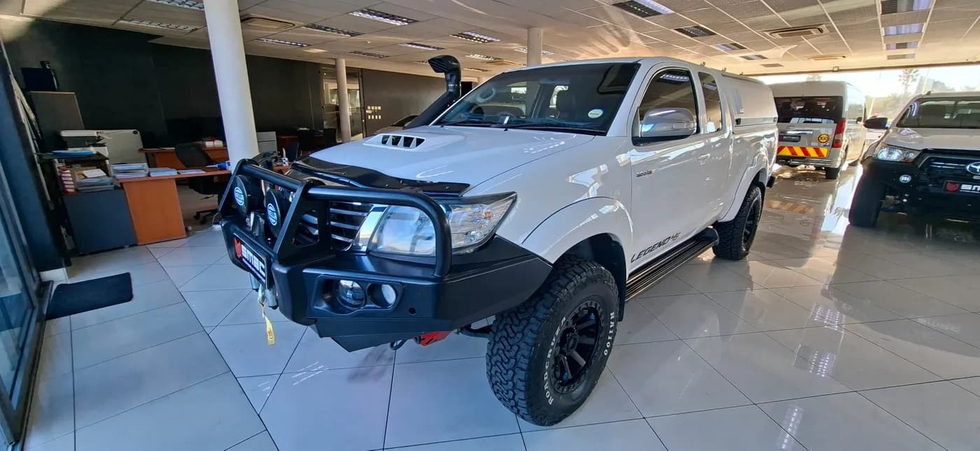 2015 Toyota Hilux  Legend 45 3.0 d4d E Cab 4x4