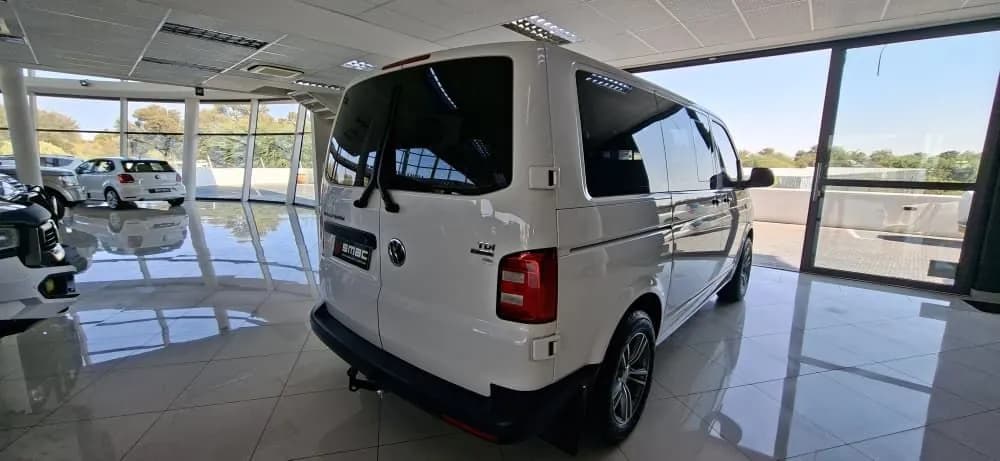 2018 Volkswagen T6 Crewbus 2.0 TDI SWB 103KW 4Mot MT