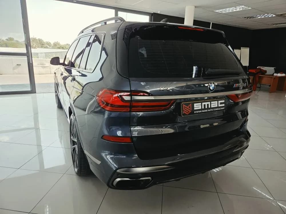 2019 BMW X7 M50D