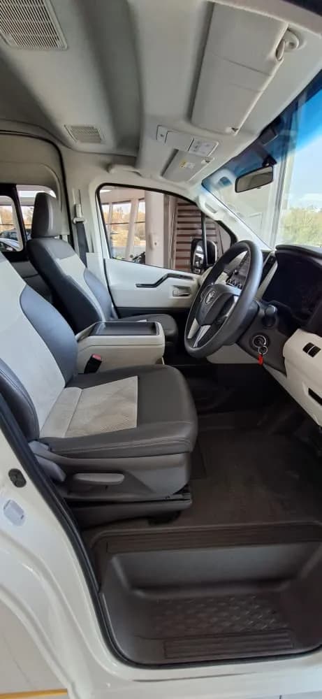 2023 Toyota  Quantum 2.8 GL SLWB AT 14 Seater