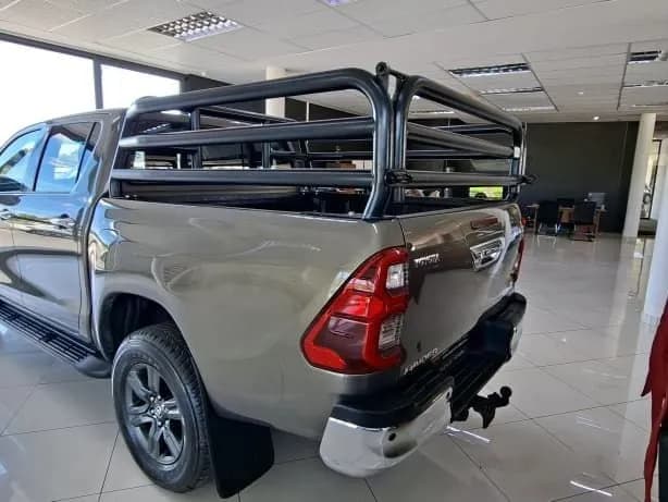 Toyota Hilux 2.8 Gd 6 Raider 4x4 AT
