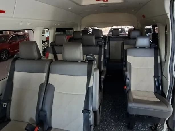 Toyota Quantum 2.8 GL SLWB AT 14 Seater