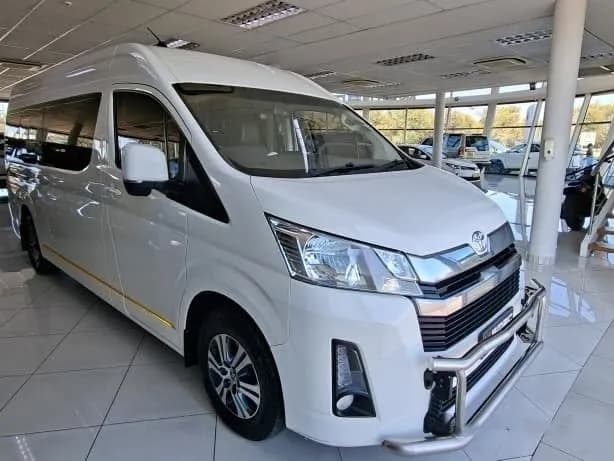 Toyota Quantum 2.8 GL SLWB AT 14 Seater