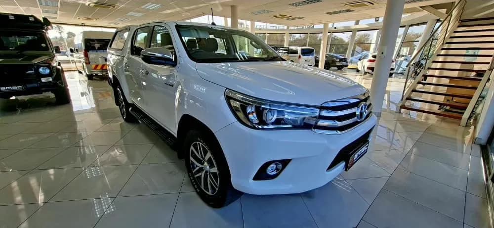 2017 Toyota Hilux 2.8 GD-6 RB Raider AT 4x2