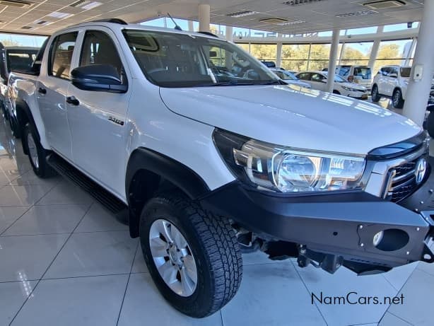 Toyota Hilux 2.4 GD6 RB SRX 4x2 AT D/Cab