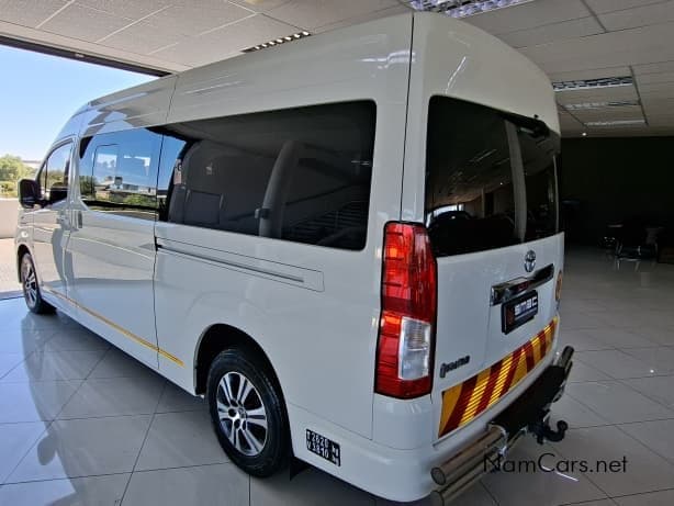 Toyota Quantum 2.8 GL SLWB AT 14 Seater